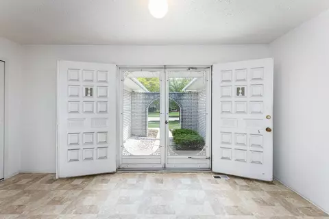 7747 Corbin Dr, Canton, MI 48187 photo 6