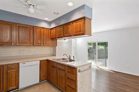 337 Anthony Ct, Adrian, MI 49221 photo 8
