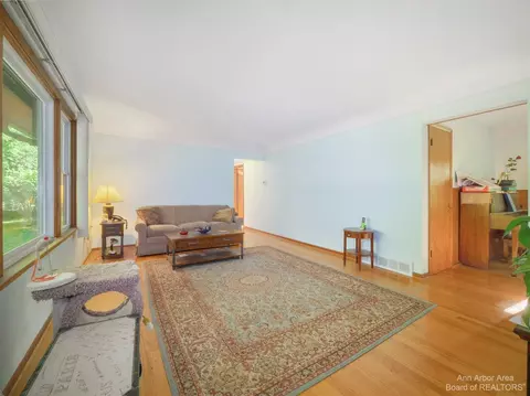 8459 Scully, Dexter, MI 48130 photo 5