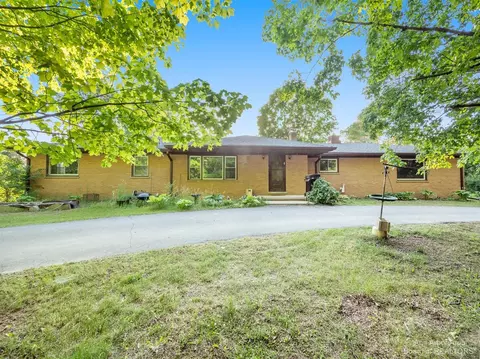 8459 Scully, Dexter, MI 48130 photo 2