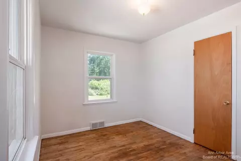 10550 Judd Rd, Willis, MI 48191 photo 15