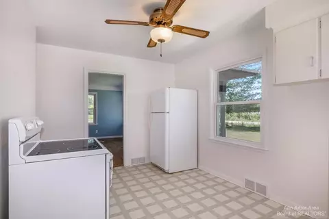 10550 Judd Rd, Willis, MI 48191 photo 8