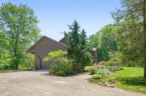 8422 Donovan Rd, Dexter, MI 48130 photo 62