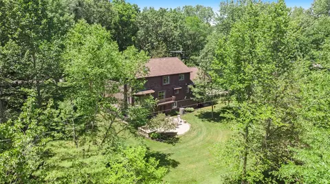 8422 Donovan Rd, Dexter, MI 48130 photo 12