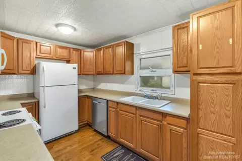 114 E Monroe St, Dundee, MI 48131 photo 19