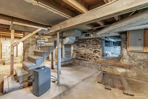 114 E Monroe St, Dundee, MI 48131 photo 30