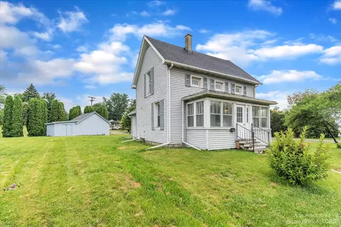 114 E Monroe St, Dundee, MI 48131 photo 2