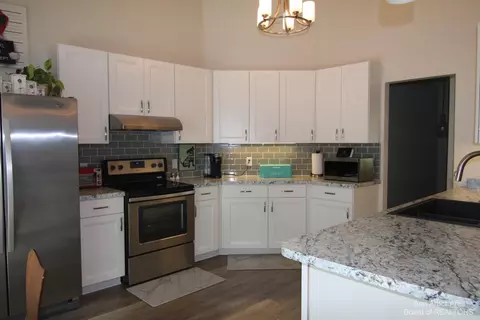 817 Stetson St, Tecumseh, MI 49286 photo 9