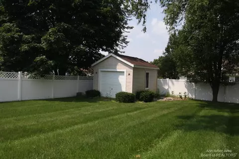 817 Stetson St, Tecumseh, MI 49286 photo 41
