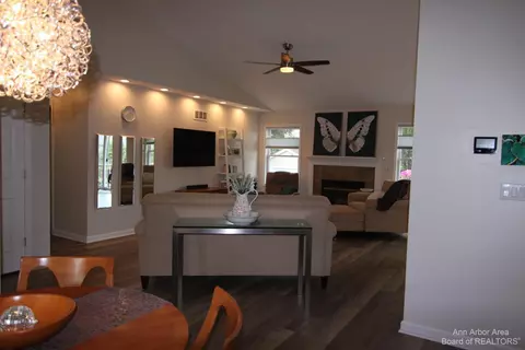817 Stetson St, Tecumseh, MI 49286 photo 20