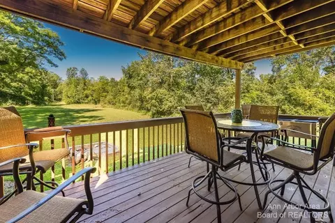 6307 Hellner Rd, Ann Arbor, MI 48105 photo 8