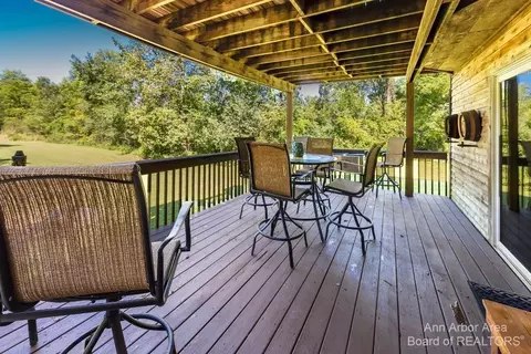 6307 Hellner Rd, Ann Arbor, MI 48105 photo 7