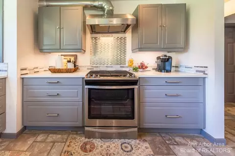 6307 Hellner Rd, Ann Arbor, MI 48105 photo 24