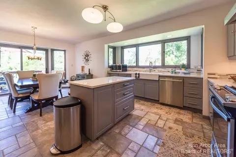 6307 Hellner Rd, Ann Arbor, MI 48105 photo 25