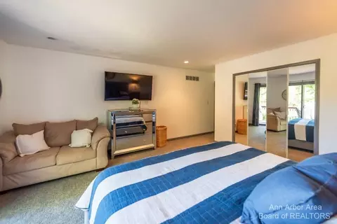 6307 Hellner Rd, Ann Arbor, MI 48105 photo 35