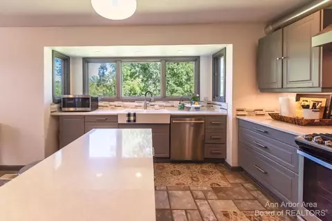 6307 Hellner Rd, Ann Arbor, MI 48105 photo 21