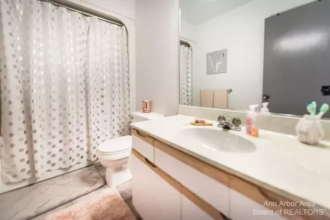 6307 Hellner Rd, Ann Arbor, MI 48105 photo 40