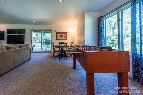 6307 Hellner Rd, Ann Arbor, MI 48105 photo 45