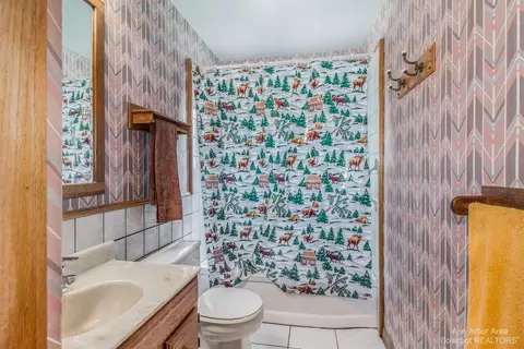 14136 Edgewater Dr, Gregory, MI 48137 photo 24