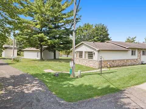 14136 Edgewater Dr, Gregory, MI 48137 photo 29