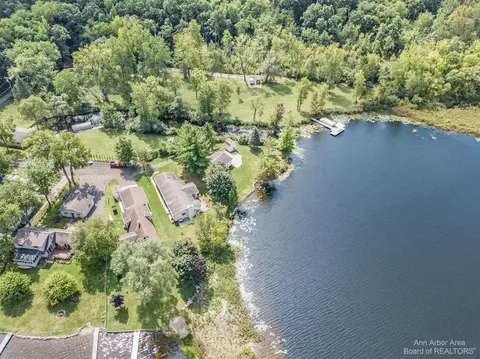 14136 Edgewater Dr, Gregory, MI 48137 photo 33