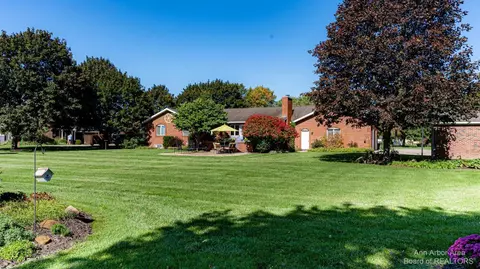 3329 Textile Rd, Saline, MI 48176 photo 14