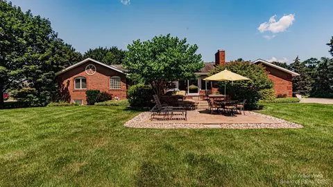 3329 Textile Rd, Saline, MI 48176 photo 8
