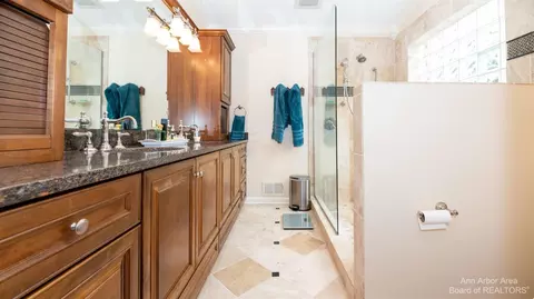 3329 Textile Rd, Saline, MI 48176 photo 35