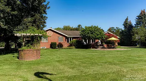 3329 Textile Rd, Saline, MI 48176 photo 13