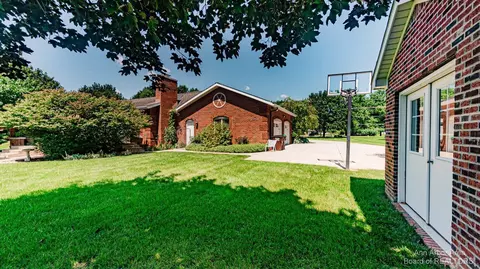 3329 Textile Rd, Saline, MI 48176 photo 60