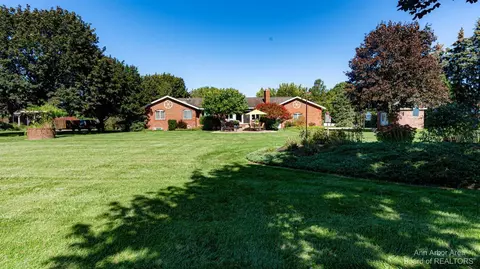 3329 Textile Rd, Saline, MI 48176 photo 15