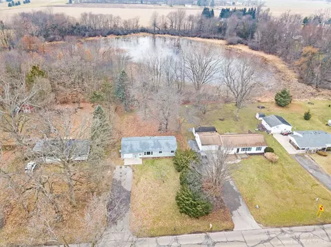 6026 Oakpoint Rd, Jackson, MI 49201 photo 1