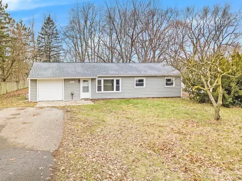 6026 Oakpoint Rd, Jackson, MI 49201 photo 22