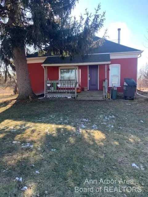 7921 E Monroe Rd, Tecumseh, MI 49286 photo 1