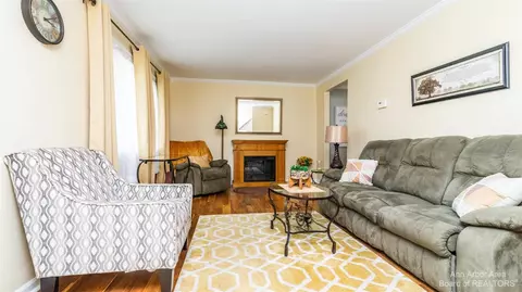 192 Wallace, Saline, MI 48176 photo 6