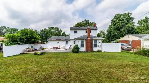 192 Wallace, Saline, MI 48176 photo 36