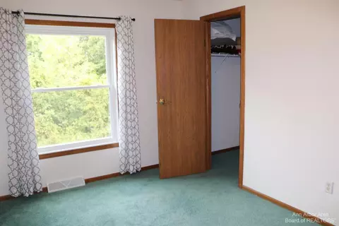 4703 W Jacobs Rd, Perry, MI 48872 photo 24