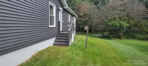 4703 W Jacobs Rd, Perry, MI 48872 photo 5