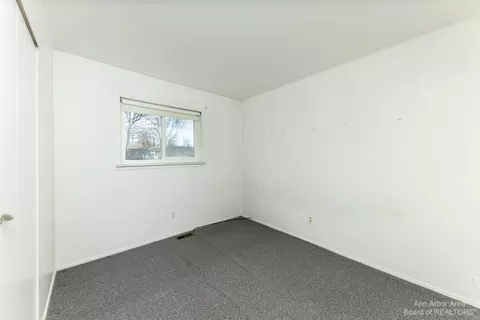 153 Tower Dr, Saline, MI 48176 photo 16