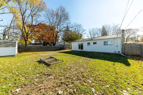 153 Tower Dr, Saline, MI 48176 photo 7