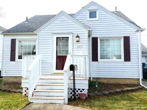 623 Bentley Dr, Monroe, MI 48162 photo 1