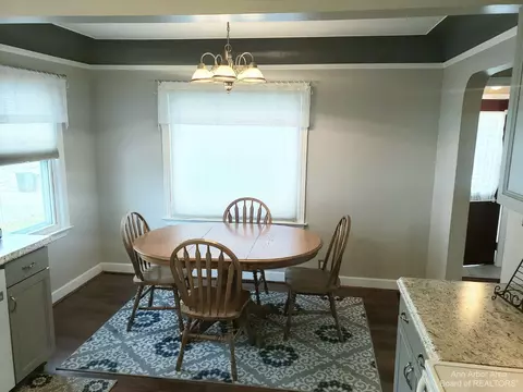 623 Bentley Dr, Monroe, MI 48162 photo 8
