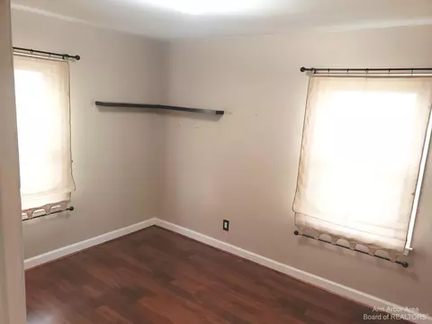 623 Bentley Dr, Monroe, MI 48162 photo 15