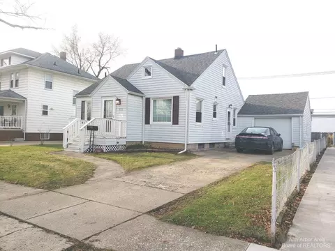 623 Bentley Dr, Monroe, MI 48162 photo 37