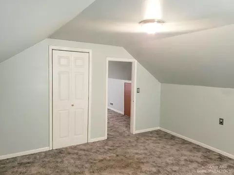 623 Bentley Dr, Monroe, MI 48162 photo 22