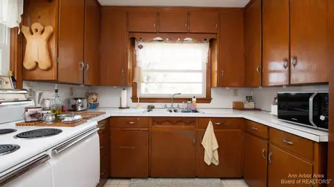 8405 Judd Rd, Willis, MI 48191 photo 25