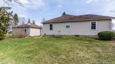 8405 Judd Rd, Willis, MI 48191 photo 4