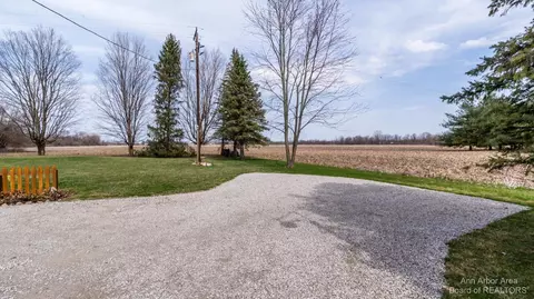 8405 Judd Rd, Willis, MI 48191 photo 11