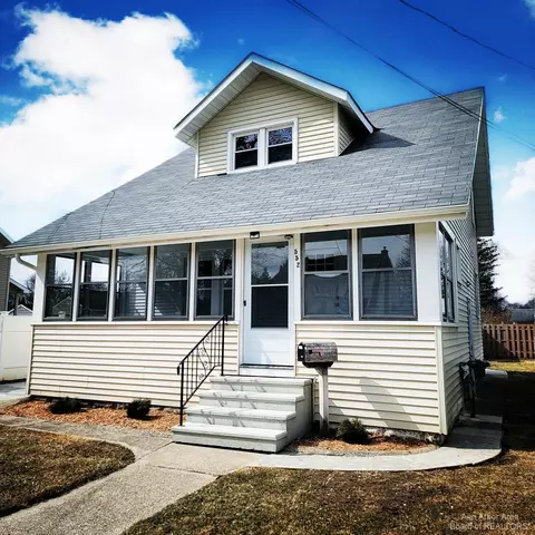 552 Orange St, Jackson, MI 49202 photo 3