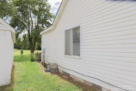 38671 Van Born Rd, Romulus, MI 48174 photo 38